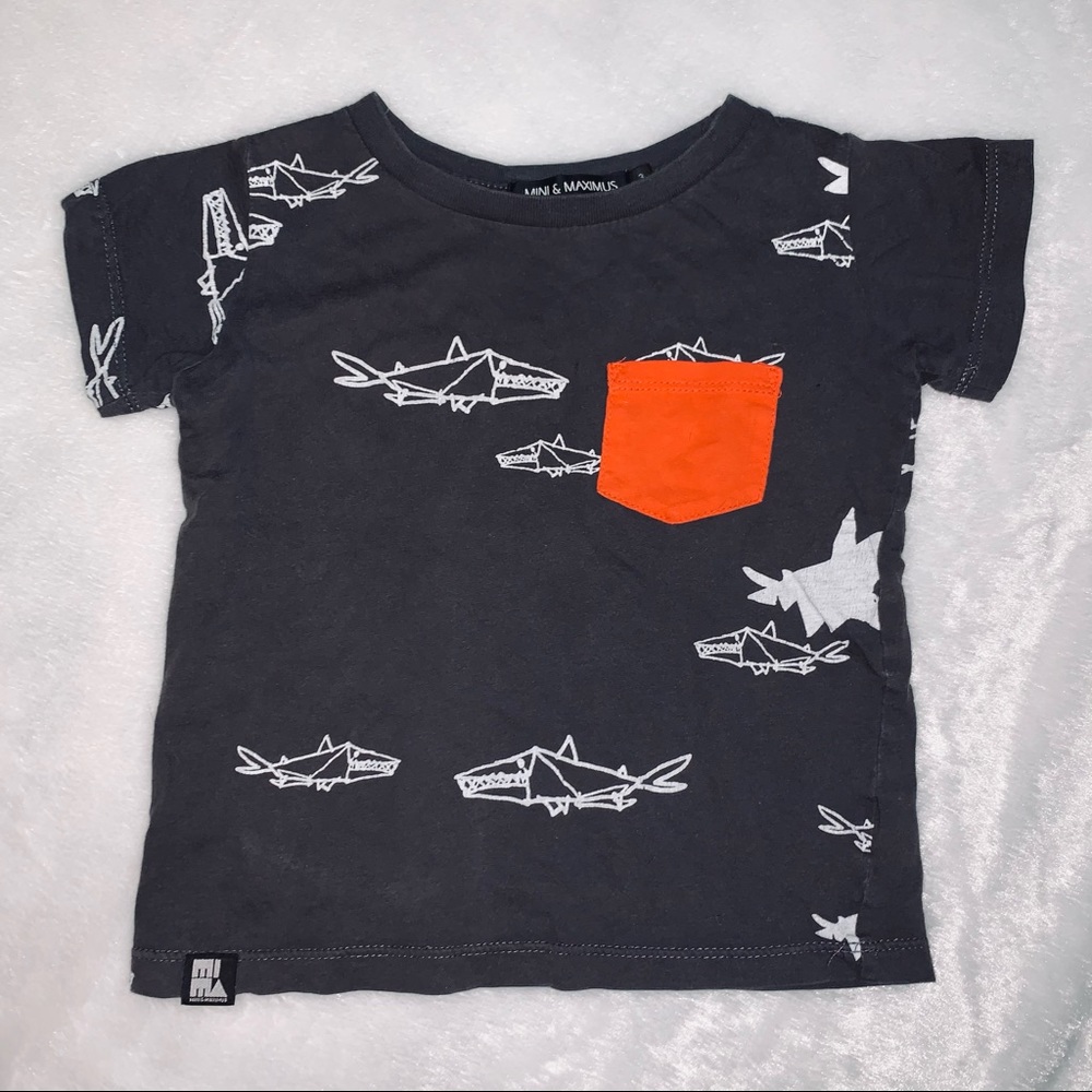 Mini & Maximus Shark Print Charcoal Pocket Tee